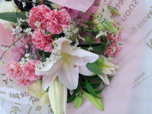 ユリの花束