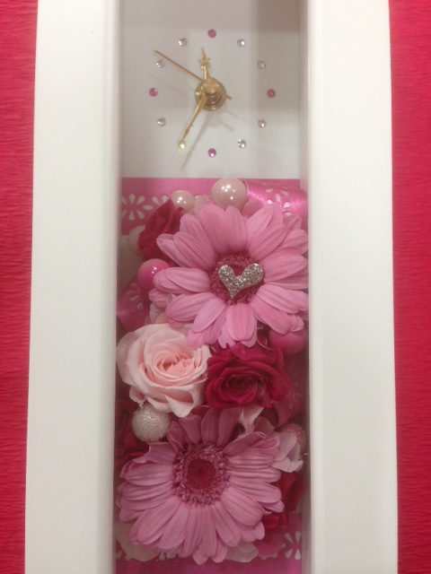 時計付フレームのプリザーブドフラワー